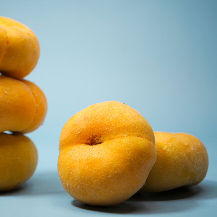 Yellow Doughnut Peaches